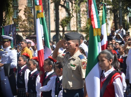 Algunos niños sufrieron los estragos del fuerte calor. 