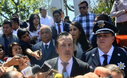 Están plenamente identificados quienes atacaron a policías y desataron balaceras en Córdoba el pasado sábado, aseveró el gobernador Cuitláhuac García Jiménez, al referir que se trata de actos de dos grupos delictivos, a los que se combate por igual en la entidad. 