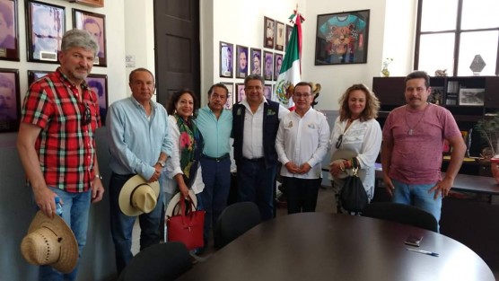 - El Alcalde Mario Antonio Chama Díaz y el Cronista Municipal Carlos May González,  recibieron la visita del Cronista de Xalapa, Mtro. Vicente Espino Jara y visitantes del Estado de Tlaxcala, quienes recorrieron el municipio y pudieron deleitarse con las bondades de la Tierra del Dios Tigre.  