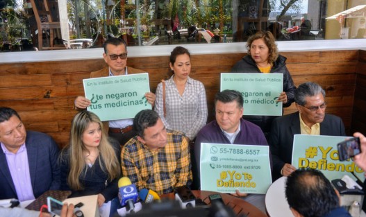 La coordinadora de la campaña perredista denominada <em>Yo te Defiendo</em>a nivel nacional, Andrea Rocha dio a conocer que se presentó un amparo a favor de la familia de un menor veracruzano para garantizar que reciba los medicamentos y el tratamiento necesario para el cáncer que padece.