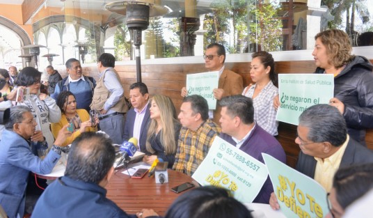 Perredistas han tomado la bandera de los enfermos de cáncer por la vía de los trámites legales en vez de el conseguir los medicamentos. Con lo tardado que es la aplicación de las leyes en litigios, ojalá no salga más caro el caldo que las albóndigas.  