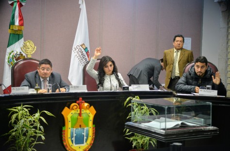 La diputada Erika Ayala Ríos y los diputados Gonzalo Guízar Valladares, Omar Guillermo Miranda Romero y Alexis Sánchez García, integrantes de diferentes grupos legislativos de la LXV Legislatura presentaron una Iniciativa con Proyecto de Decreto para fortalecer representatividad en decisiones del Congreso.