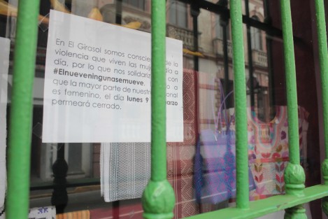 Varios fueron los comercios, principalmente de productos no básicos, que por contar con una mayoría de personal femenino, optaron por n o abrir sus puertas este 9M. 