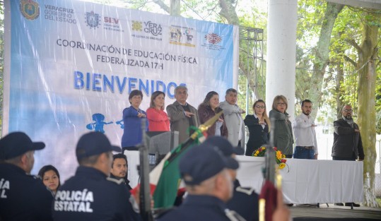 En las instalaciones del recinto ferial de Banderilla, la Coordinación de Educación Física Federalizada 30FFS0017H, llevó a cabo la 1ª Demostración de escoltas de los sectores educativos II, XII y XXV de Preescolar Federalizado Ciclo escolar 2019-2020. 