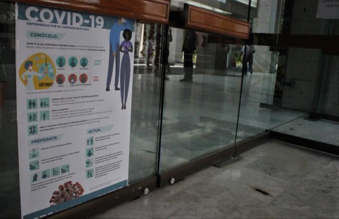 Además se colocó información.