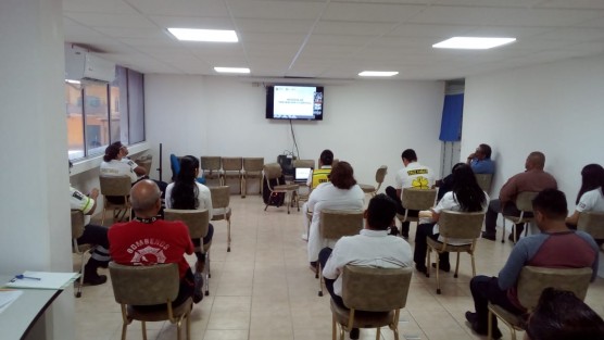 La Secretaría de Salud (SS) continúa capacitando a los servicios de urgencias, reforzando las estrategias de prevención, protección y traslado de pacientes por coronavirus. 