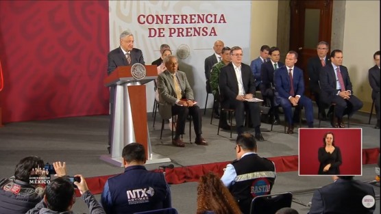 El Presidente de la República, Andrés Manuel López Obrador, dio a conocer en su conferencia mañanera que a partir del 23 de abril, y hasta el 23 de Mayo, hospitales privados se harán cargo de atención a derechohabientes de diferentes sistemas de salud (IMSS, ISSSTE, PEMEX, entre otros), en requerimientos diferentes al COVID -19, tales como partos, tomografías, etc., con el fin de desahogar hospitales públicos ante el incremento de casos de la pandemia que se prevé.  