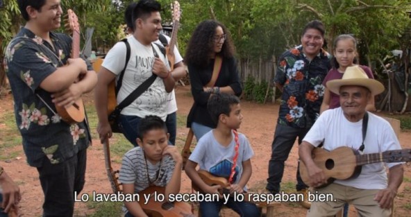 Tío Rico, jaranero, un documental en que niñas y niños entrevistan a uno de los jaraneros de mayor tradición en la comunidad de Quiamoloapan. 