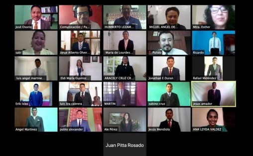 Por medio de una plataforma virtual y respetando las medidas de distanciamiento social, ante la contingencia sanitaria por COVID-19, 38 alumnos de diversas ingenierías del Instituto Tecnológico Superior de Álamo Temapache (ITSAT), llevaron a cabo el Acto Formal de Recepción Profesional.