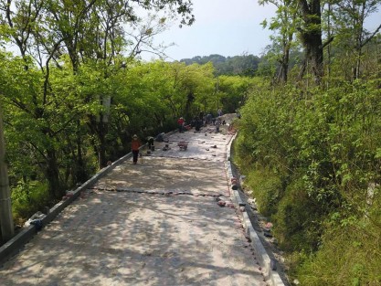 Inicia la construcción de la Segunda Etapa  del Camino a Santa Rosa; importante obra que detonará el turismo  y brindará mejores acceso a pobladores y visitantes de la Comunidad al poniente del municipio de Teocelo.  
