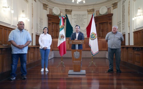 El Gobierno de México ha dispersado en Veracruz 3 mil 850 millones de pesos para 660 mil adultos mayores y 60 mil personas con discapacidad, beneficiando a 720 mil ciudadanos; asimismo, el gobernador Cuitláhuac García Jiménez informó el interés por apoyar a los taxistas afectados en su economía por la contingencia sanitaria.
