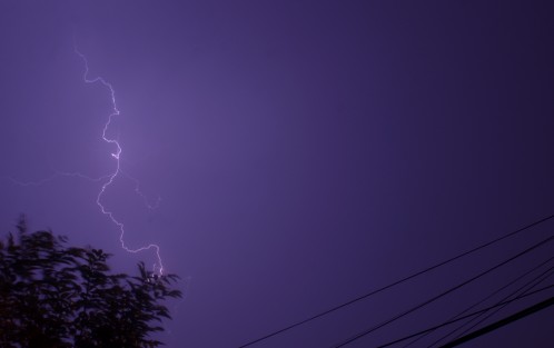 El frente frío No. 58  en Veracruz se prevé traerá chubascos aislados acompañados de actividad eléctrica y viento.