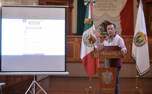 .- El gobernador Cuitláhuac García Jiménez destacó que en la última sesión del Comité Técnico Estatal de Salud se acordó extender la estrategia <em>Aplanemos la Curva ¡Ahora!</em> al 20 de mayo, a fin de continuar enfrentando a la pandemia por COVID-19.