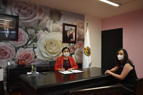 La encargada de despacho de la STPSP, Diana Aróstegui Carballo, destacó que el objetivo del Pronunciamiento de Cero Tolerancia al Hostigamiento Sexual y Acoso Sexual, es evitar la violencia en todas sus formas y promover un clima laboral libre de hostigamiento y acoso.