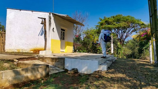Con el valioso  apoyo de Protección Civil Teocelo, el jueves 7 y la mañana del viernes 8 de mayo se realizó la sanitización  en comunidades de Santa Rosa, El Zapote, Independencia y La Isla, además del Panteón Municipal. 