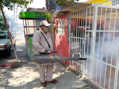 Como parte de las acciones permanentes de combate al dengue, zika y chikungunya, la Secretaría de Salud (SS) realizó nebulizaciones, jornadas de descacharrización y de control de criaderos en municipios de las jurisdicciones sanitarias V, VII, VIII y X. 