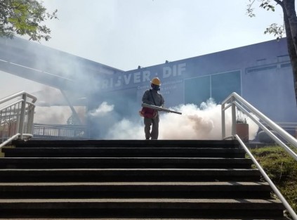 Como parte de las acciones permanentes de combate al dengue, zika y chikungunya, la Secretaría de Salud (SS) realizó nebulizaciones, jornadas de descacharrización y de control de criaderos en municipios de las jurisdicciones sanitarias V, VII, VIII y X. 