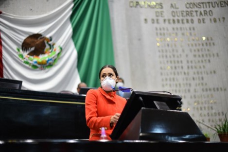Movimiento Ciudadano hace un reconocimiento público a su diputada ciudadana, Ivonne Trujillo Ortiz, quien, a pesar de las presiones, votó en contra de este dictamen y a favor de la constitución, la democracia y Veracruz. 