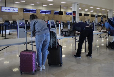 Algunas de las nuevas medidas que deben acatar los pasajeros en el Aeropuerto, adicionales a las ya establecidas. 