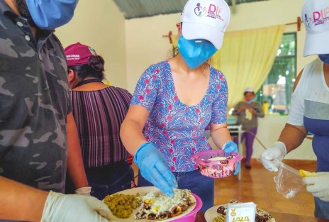 Con estas acciones, la presidenta del DIF Municipal, Mara Chama Villa y su equipo de trabajo en coordinación con el H. Ayuntamiento de Teocelo que encabeza el Alcalde Mario Antonio Chama Díaz,  brindan certeza alimentaria y respaldo a las familias en situación de vulnerabilidad de nuestro municipio, ante la contingencia sanitaria por COVID-19. 