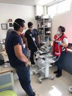 Para atender a pacientes con COVID-19, el Instituto de Seguridad y Servicios Sociales de los Trabajadores del Estado (ISSSTE) adquirió 50 ventiladores 502s más, que se utilizarán en terapia intensiva, en beneficio de los derechohabientes y población en general atendida durante la pandemia, informó el Director General, Luis Antonio Ramírez Pineda.  