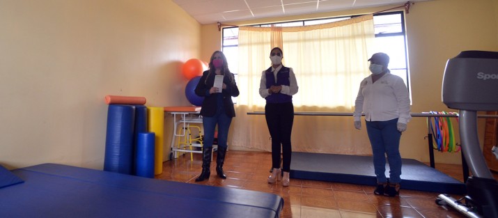 En su mensaje la Directora del DIF Estatal agradeció la bienvenida y felicitó al DIF Teocelo, a su Presidenta Mara Chama Villa y su equipo, por el esfuerzo realizado durante esta contingencia.  