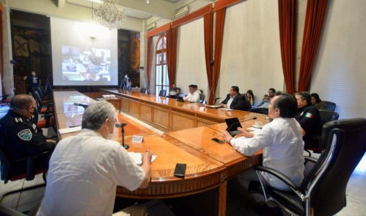 Aseveró que continuarán trabajando en conjunto para implementar acciones en materia de prevención y combate al delito, así como fortalecimiento de la seguridad.  