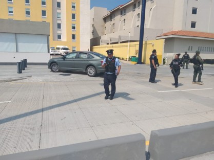 La tarde de este miércoles se  registró en Boca del Río, Ver., un enfrentamiento armado entre elementos de la Marina y Fuerza Civil, contra civiles a la altura del Hotel City Express.
