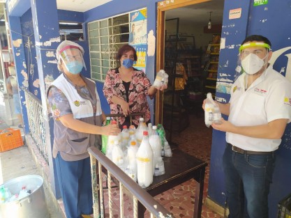 A fin de prevenir la propagación del COVID-19 y otras infecciones respiratorias agudas, la Secretaría de Salud (SS) amplió el trabajo de las brigadas médicas para una mayor atención en los municipios de Jáltipan, Cosoleacaque, San Andrés Tuxtla y Ángel R. Cabada, en el sur del estado; así como en Orizaba, al centro, y Martínez de la Torre, al norte. 