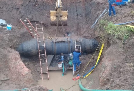 Con una inversión superior a los 5 millones de pesos, la Comisión del Agua del Estado de Veracruz (CAEV) reparó doce fugas del acueducto Yuribia, volumen aproximado de 240 litros por segundo; es decir, 25 por ciento del vital líquido destinado a Coatzacoalcos, Minatitlán y Cosoleacaque. 
