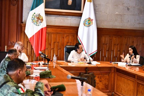 Durante la mesa para la Coordinación de la Construcción de la Paz celebrada en Palacio de Gobierno, la Fiscal General del Estado, Verónica Hernández Giadáns anunció que ya se cuenta con dos líneas de investigación en torno al homicidio de la rectora de la Universidad Valladolid. 