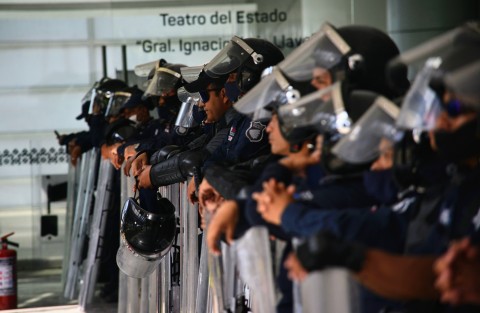 Luego del anuncio de una marcha <em>no pacífica</em> en redes sociales por supuestos propietarios de bares, una gran catidad de elementos de la SSP fueron desplegados en distintos puntos de la avenida Ávila  Camacho y otras calles del centro de la ciudad, sin embargo no hubo manifestación alguna. 