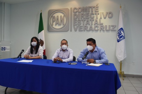 El PAN en Veracruz, a través del Presidente del Comité Directivo Estatal, Joaquín Guzmán Avilés, exigió que el Congreso del Estado con su mayoría de Morena, tome protesta a José Alfredo López como Alcalde de Actopan.
