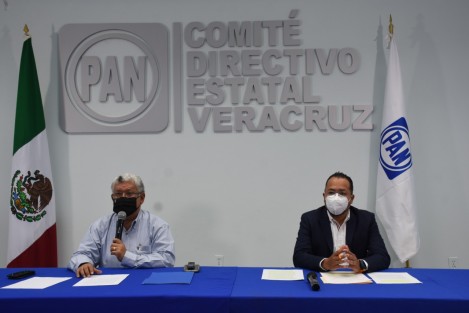 El Coordinador del GLPAN en el Congreso local, Omar Miranda, indicó que se solicitará al Secretario General del Congreso del Estado, informar el momento en el que sea notificado el Congreso sobre la resolución del Tribunal, pues se sospecha que, en ocasiones anteriores, la Secretaría general oculta información a las y los legisladores de oposición.
