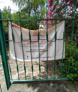 Cerrados hasta nuevo aviso los descuidados parques y zonas recreativas del Ayto. de Xalapa por contingencia sanitaria, como la Cueva de la Orquídea.