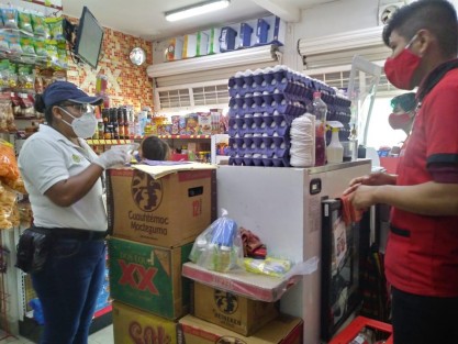 La Secretaría de Salud (SS), a través de sus 11 jurisdicciones sanitarias, continúa con la difusión de las medidas para evitar la transmisión de COVID-19 en Poza Rica, Orizaba, Veracruz y San Andrés Tuxtla, con el fin de incorporar a las y los veracruzanos en las tareas de cuidado de la salud por el bien común.