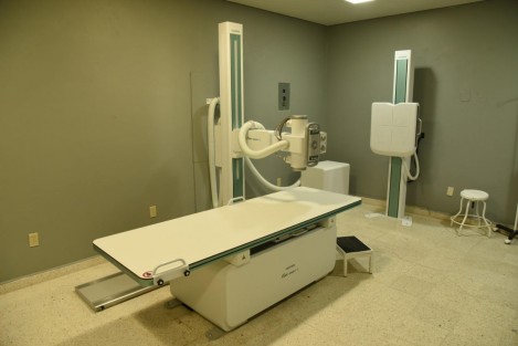 La Secretaría de Salud (SS) equipó las áreas de imagenología de 17 hospitales del estado, a fin de fortalecer la Atención Médica y la economía familiar en las unidades hospitalarias, ofreciendo en menor tiempo un diagnóstico completo de pruebas radiológicas. 