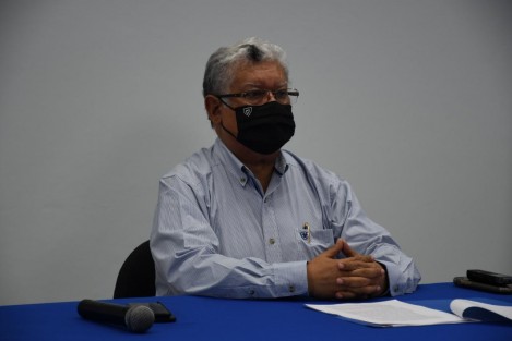 El Partido Acción Nacional no se va a prestar al juego de simulación que los diputados de Morena pretenden realizar al imponer la designación de 6 Magistrados en el Poder Judicial, señaló el Presidente del Comité Estatal del PAN en Veracruz, Joaquín guzmán Avilés. 