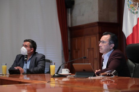 El Gobierno del Estado se suma a la Estrategia Nacional por una Alimentación Saludable, impulsada por el presidente Andrés Manuel López Obrador, anunció el gobernador Cuitláhuac García Jiménez a fin de prevenir el síndrome metabólico entre la población que modifique patrones de alimentación.  