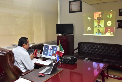 La Secretaría de Educación de Veracruz (SEV), a través de la Subsecretaría de Desarrollo Educativo, organizó el seminario web <em>Estrategias para el diseño de experiencias virtuales en el contexto veracruzano</em>, a cargo de Alberto Ramírez Martinell, a fin de promover habilidades digitales para la docencia no presencial en tiempos de COVID 19.