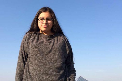 Lizet Monserrath Hernández Reyes. Estudiante de la Licenciatura en Matemática en la Universidad Veracruzana en México, miembro activo del grupo de divulgación científica Ciencia LUX y colaboradora en CEREX Cursos, aborda en su artículo
<em>Mujer matemática: una vida llena de obstáculos</em>, los obstáculos a que se enfrentan las mujeres que han elegido la misma profesión que ella, a lo largo de la historia.  