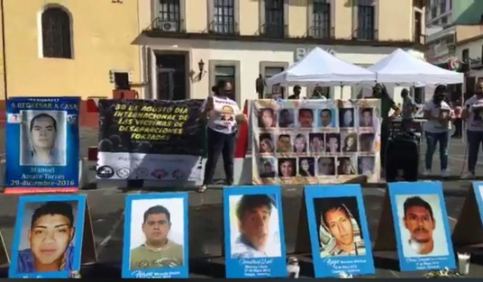 Familiares de desaparecidos se manifestaron en Plaza Lerdo en el <em>Día Internacional de las Víctimas de Desapariciones Forzadas</em>.    