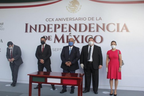 Alrededor de de 7 de la mañana de este 1 de septiembre, el secretario de Gobierno, Eric Cisneros, en medio de las nuevas medidas sanitarias, dio inicio a las Guardias de Honor que este mes se harán en el monumento a Miguel Hidalgo, en el parque Los Berros. 