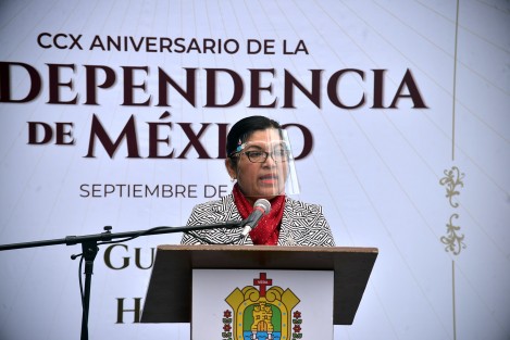 María del Rocío Pérez Pérez, secretaria de Medio Ambiente y colaboradores de dicha secretaria hicieron guardia de honor en Los Berros. 