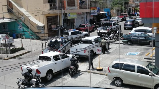 En la ciudad de Córdoba, Ver., este martes fueron rescatadas  dos personas, la cuales se encontraban privadas de su libertad en una casa de seguridad ubicada en la  avenida 9 entre calles 2 y 4.

