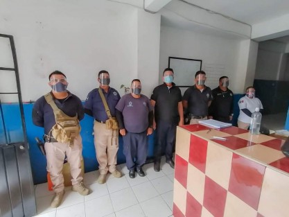 La entrega consistió en artículos de higiene y protección como los son cubrebocas KN95, gel antibacterial, guantes de piel y caretas protectoras a trabajadores de las áreas mencionadas,  quienes, debido a su labor, se encuentran más expuestos en esta contingencia.