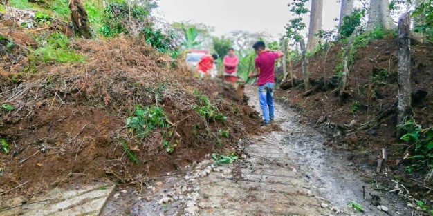 A la ciudadanía en general y principalmente a quien transita por caminos y carreteras de nuestro municipio se les solicita conducir con precaución; ante las  fuertes lluvias o tormentas evite salir o conducir por sitios en los que se registran deslaves de manera constante. 