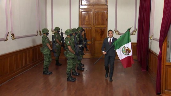 Con la Plaza Lerdo vacía, el Gobernador de Veracruz, Cuitláhuac García Jiménez, llevó a cabo la ceremonia de Grito de Independencia, desde Palacio de Gobierno, misma a la que los veracruzanos esta vez sólo pudieron asistir de manera virtual debido a  la pandemia. 