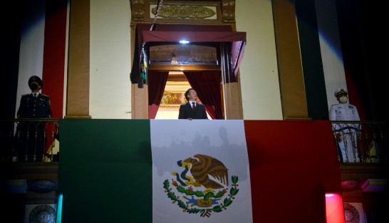 En medio de estrictas medidas de seguridad e higiene el gobernador de Veracruz, Cuitláhuac García Jiménez, encabezó la ceremonia del Grito de Independencia en el Palacio de Gobierno. Debido al confinamiento se realizó sin público ni artistas como era tradición y sólo pudo ser apreciado por señal de televisión y transmisión vía internet.  