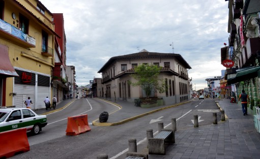 Así lucieron las calles esta mañana de 16 de septiembre de 2020 en la ciudad de Xalapa, donde al igual que en varios estados de República Mexicana , por primera en mucho tiempo no hubo desfile. 